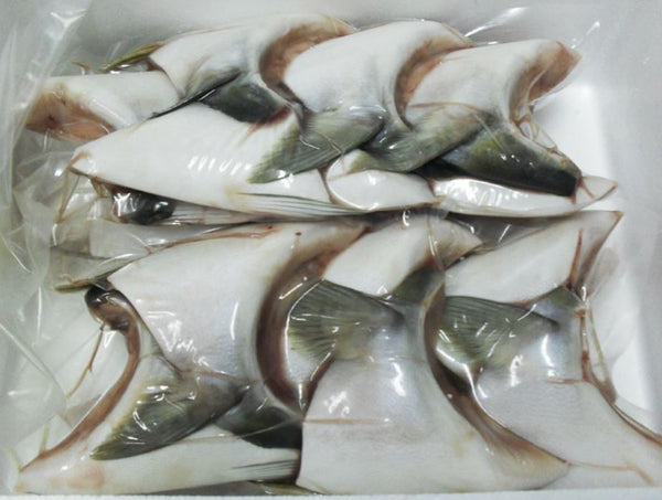 Premium Hamachi Kama (Yellowtail Fish Collar) 1.2-1.4 KG